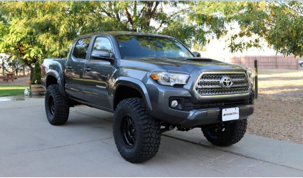 SPOTTED: 2016 Tacoma Trucks in the Wild!