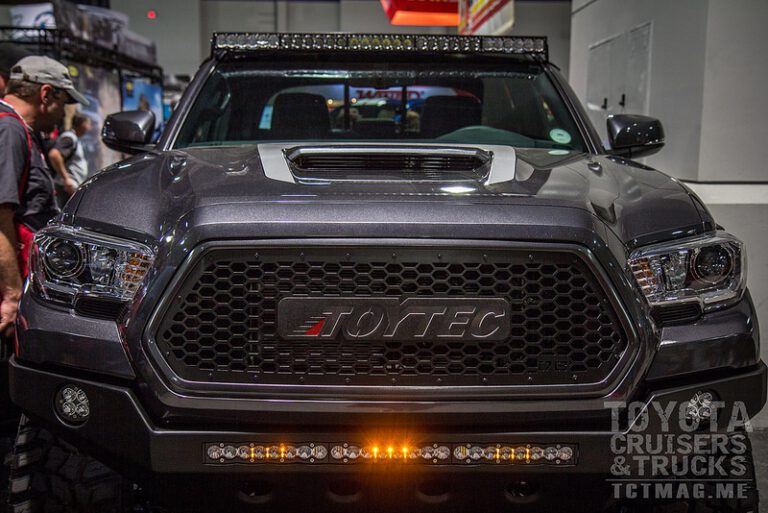 SEMA Show 2015: Tuesday Photos