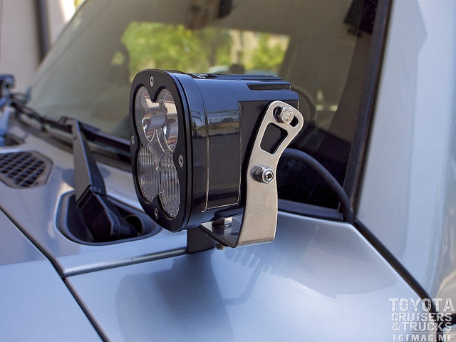 FJ Cruiser Cowl Light Mounts