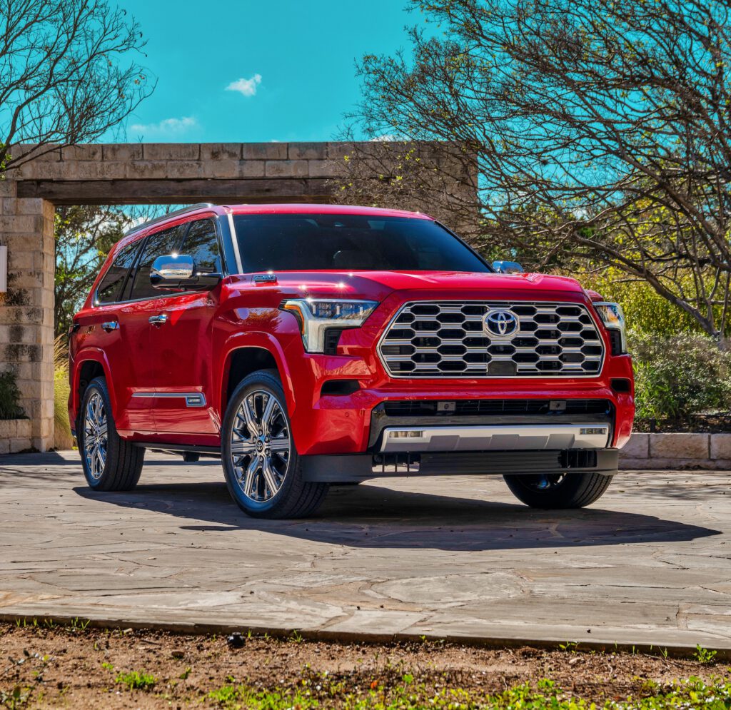 2023 Sequoia Capstone Features